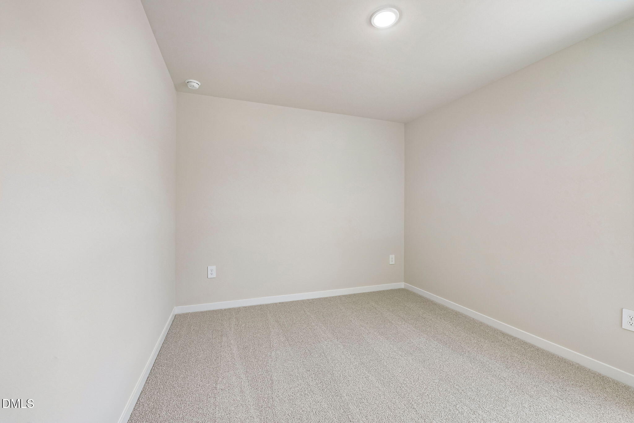 1505 Hatteras Road Durham, NC 27703 - Photo 35 of 44 35-web-or-mls-Raleigh - Avalon Place - 1