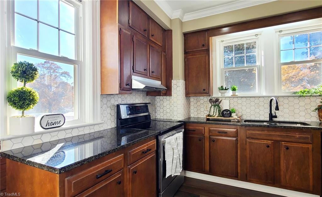 3606 Country Club Road Winston-Salem, NC 27104 - Photo 14 of 49