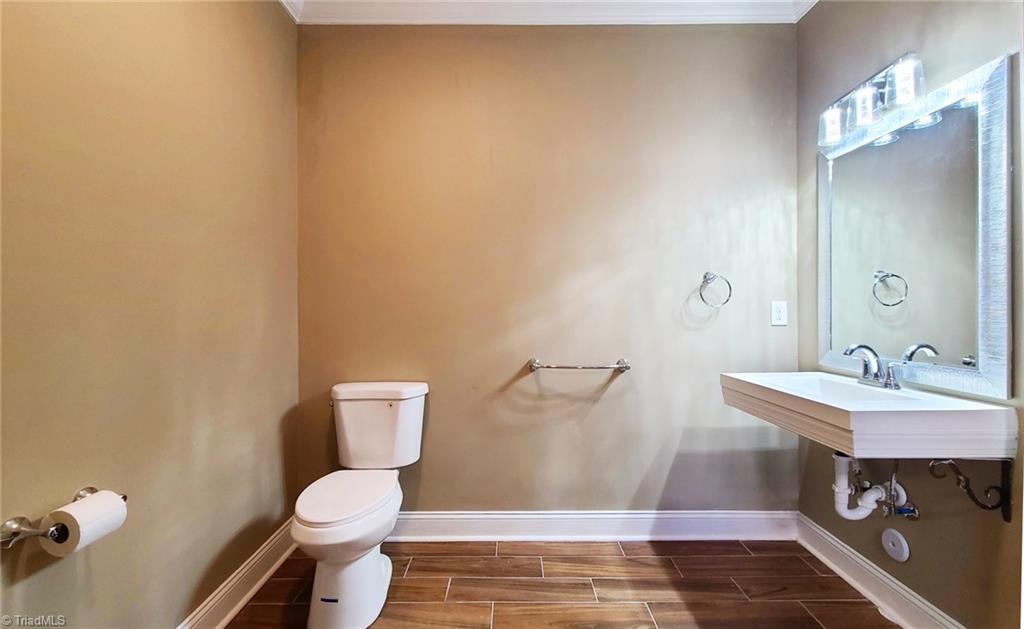 3606 Country Club Road Winston-Salem, NC 27104 - Photo 24 of 49