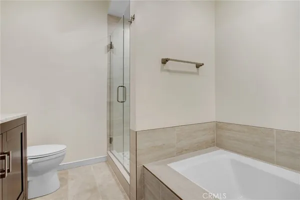 $4,500 | 4949 Genesta Avenue, Unit 104, Encino, CA 91316