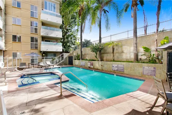 $4,500 | 4949 Genesta Avenue, Unit 104, Encino, CA 91316