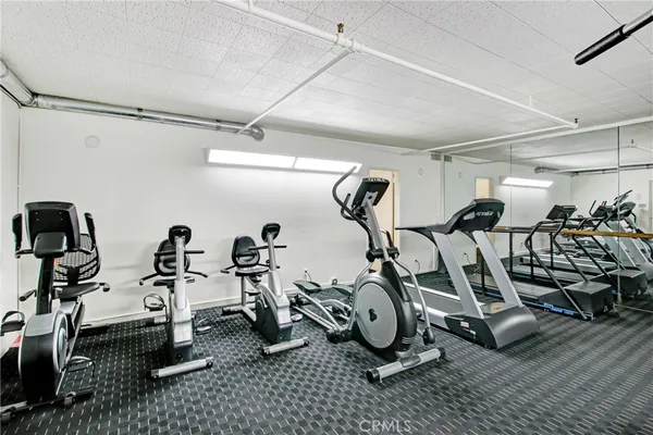 $4,500 | 4949 Genesta Avenue, Unit 104, Encino, CA 91316
