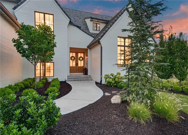 $3,350,000 | 11316 West 170th Terrace, Overland Park, KS 66221