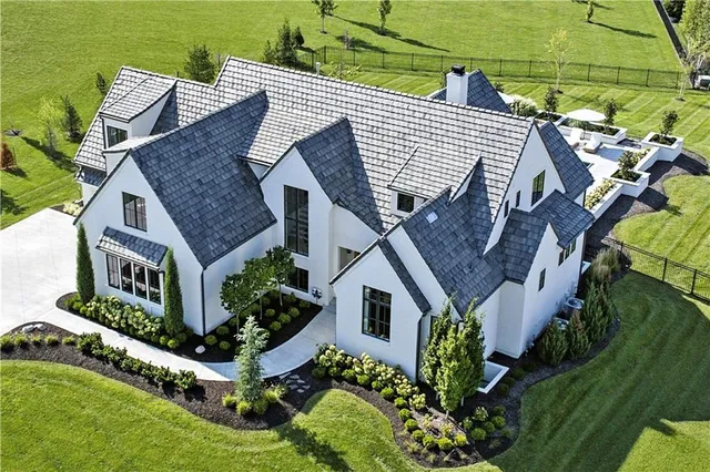 $3,350,000 | 11316 West 170th Terrace, Overland Park, KS 66221