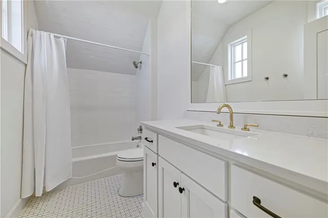 $3,350,000 | 11316 West 170th Terrace, Overland Park, KS 66221