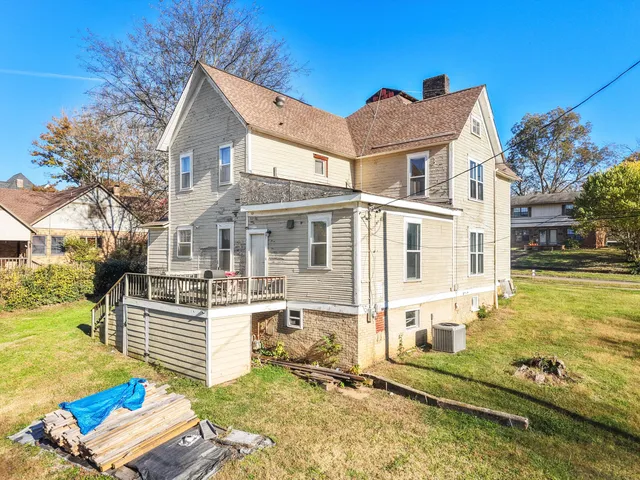 $215,000 | 608 Ingleside Avenue, Athens, TN 37303