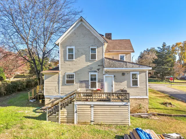 $215,000 | 608 Ingleside Avenue, Athens, TN 37303