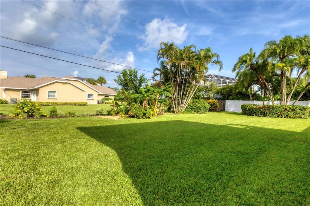 709 Armada Road South Venice, FL 34285 - Photo 36 of 52 Gallery Image 36