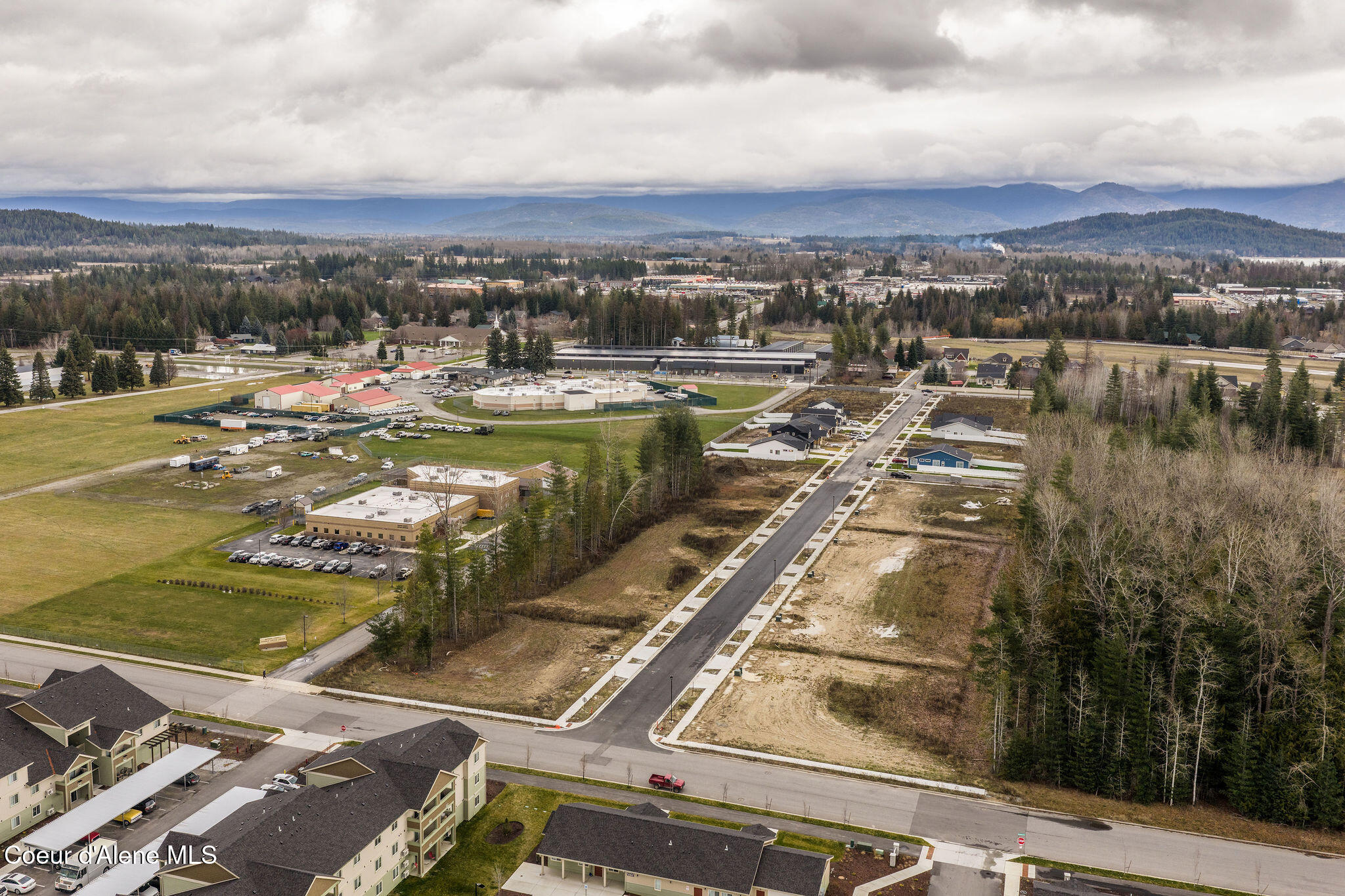 1136 Jersey Street Sandpoint, ID 83864 - Photo 30 of 39 Aerial