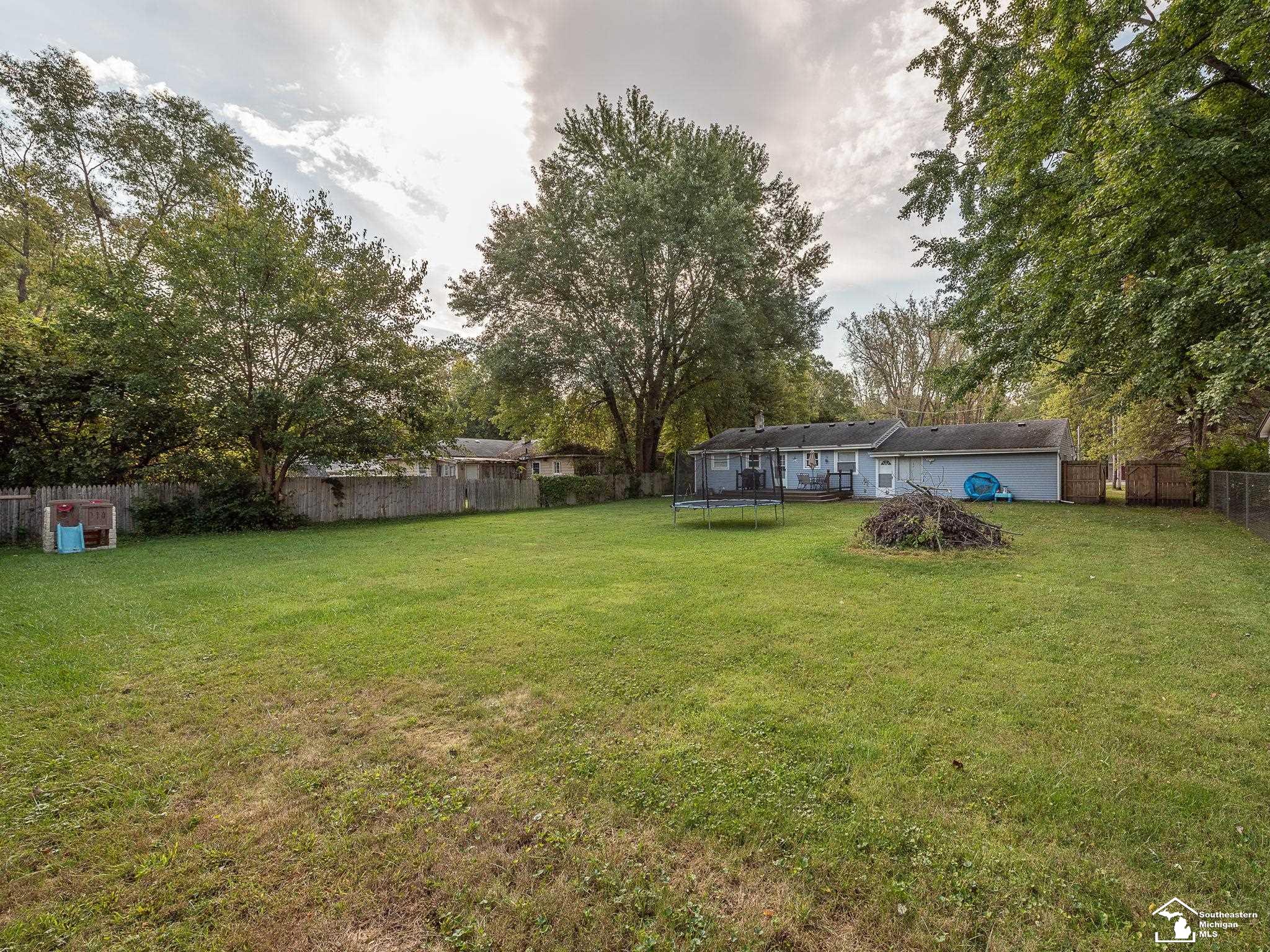 734 West Dean Road Temperance, MI 48182 - Photo 15 of 22