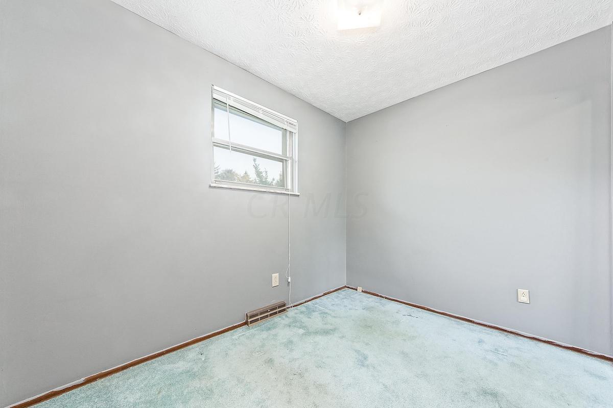 4859 Karl Road Columbus, OH 43229 - Photo 12 of 29 Gallery Image 12