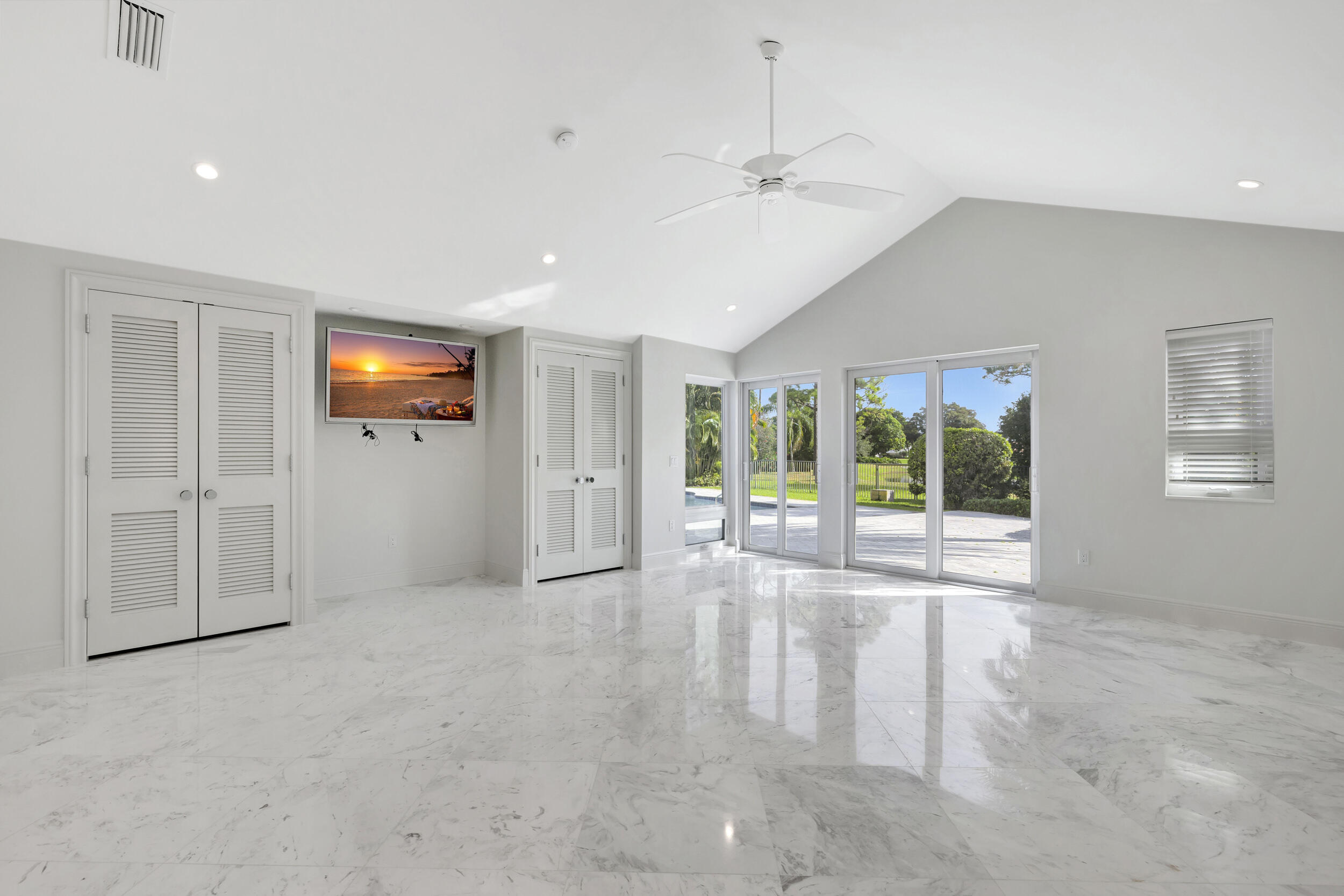 355 Oakview Drive Delray Beach, FL 33445 - Photo 12 of 92 3W7A2919