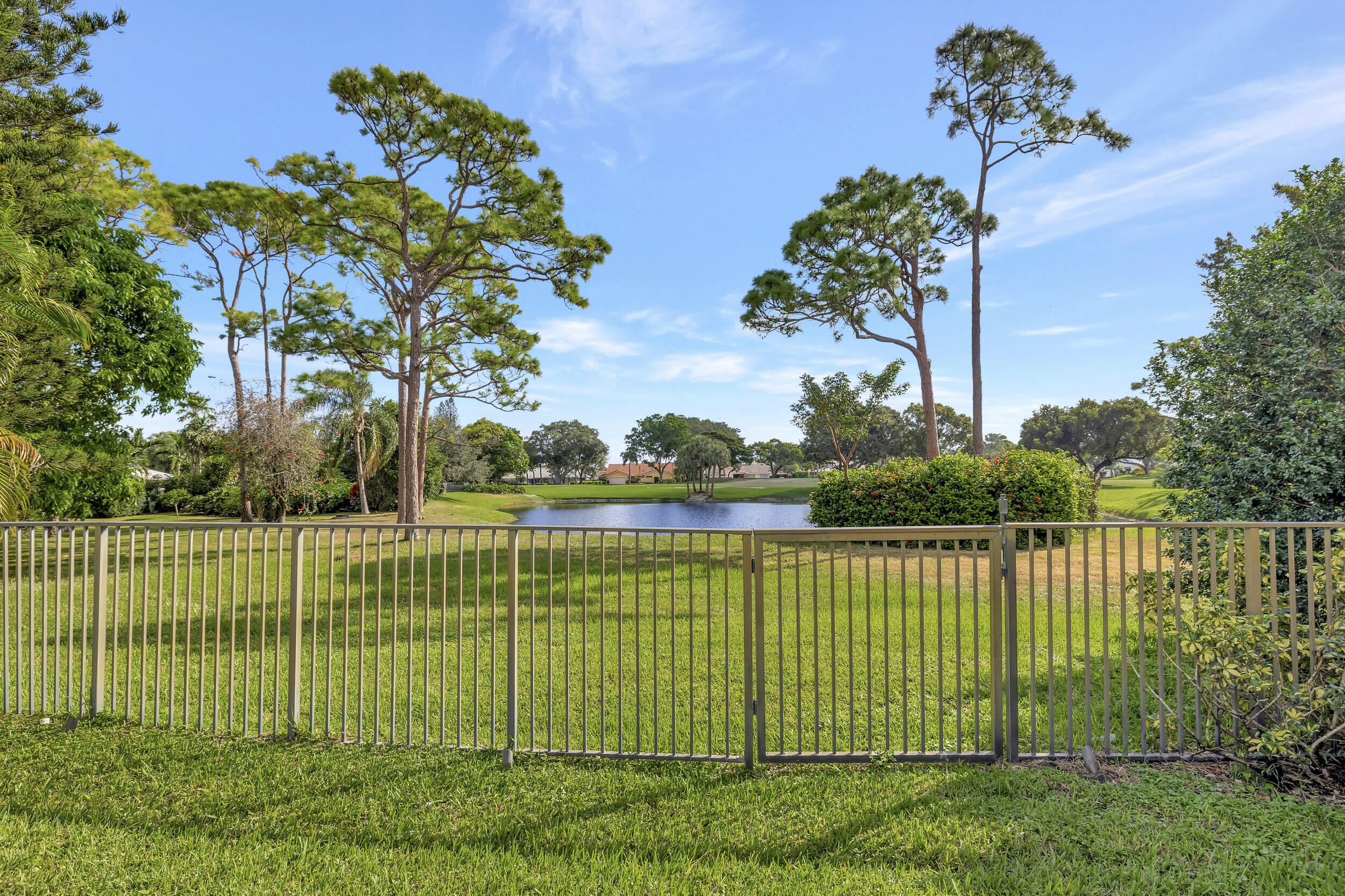 355 Oakview Drive Delray Beach, FL 33445 - Photo 17 of 92 3W7A3169