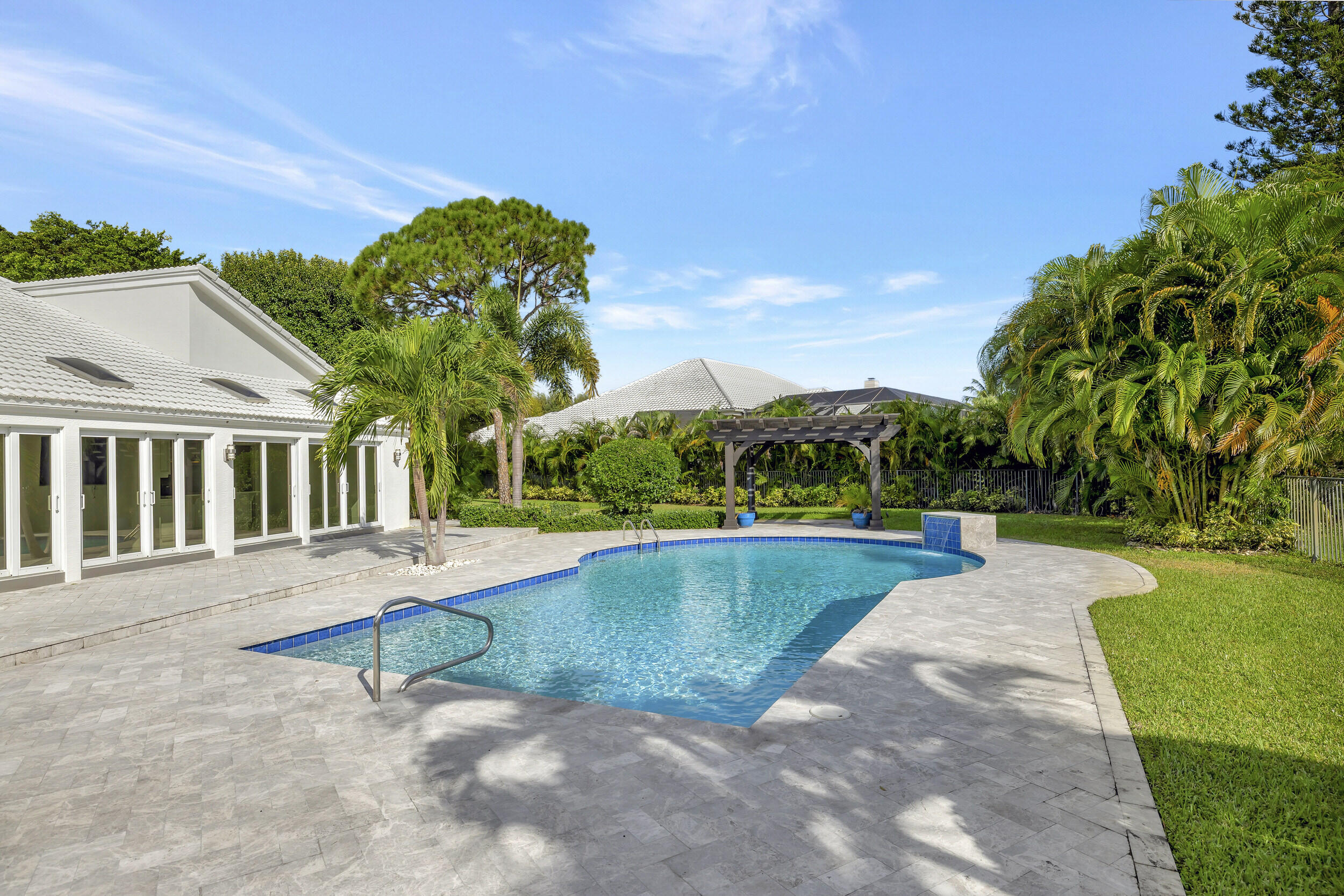 355 Oakview Drive Delray Beach, FL 33445 - Photo 22 of 92 3W7A3164