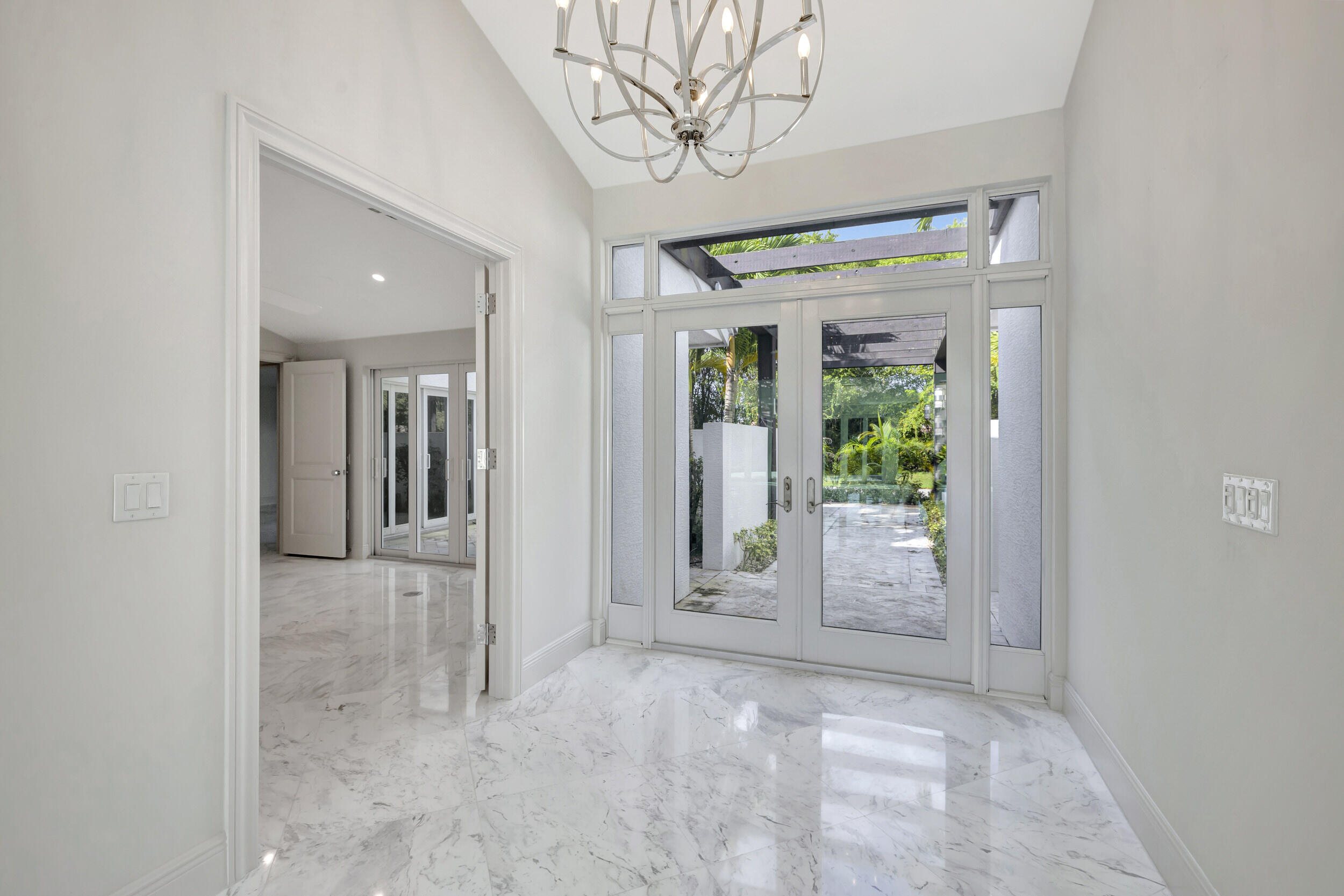 355 Oakview Drive Delray Beach, FL 33445 - Photo 25 of 92 3W7A3089