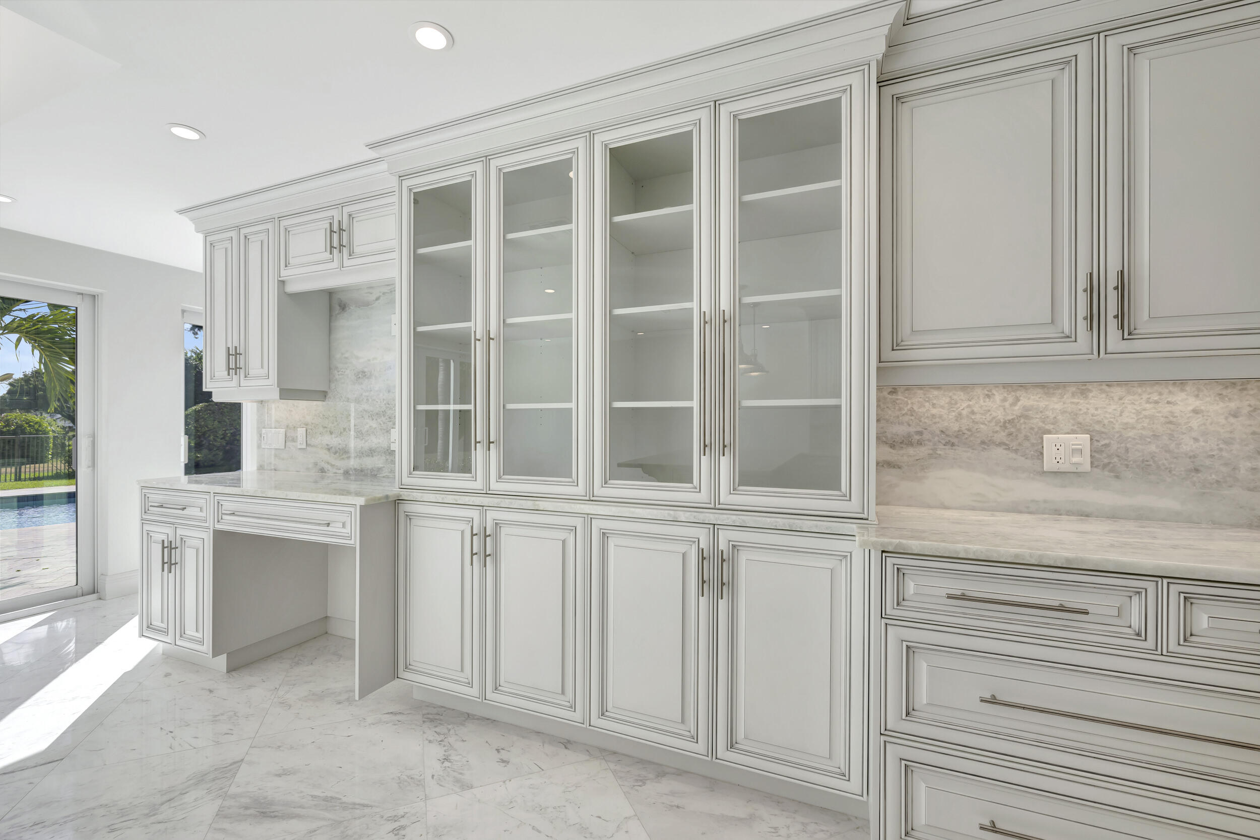 355 Oakview Drive Delray Beach, FL 33445 - Photo 29 of 92 3W7A3009