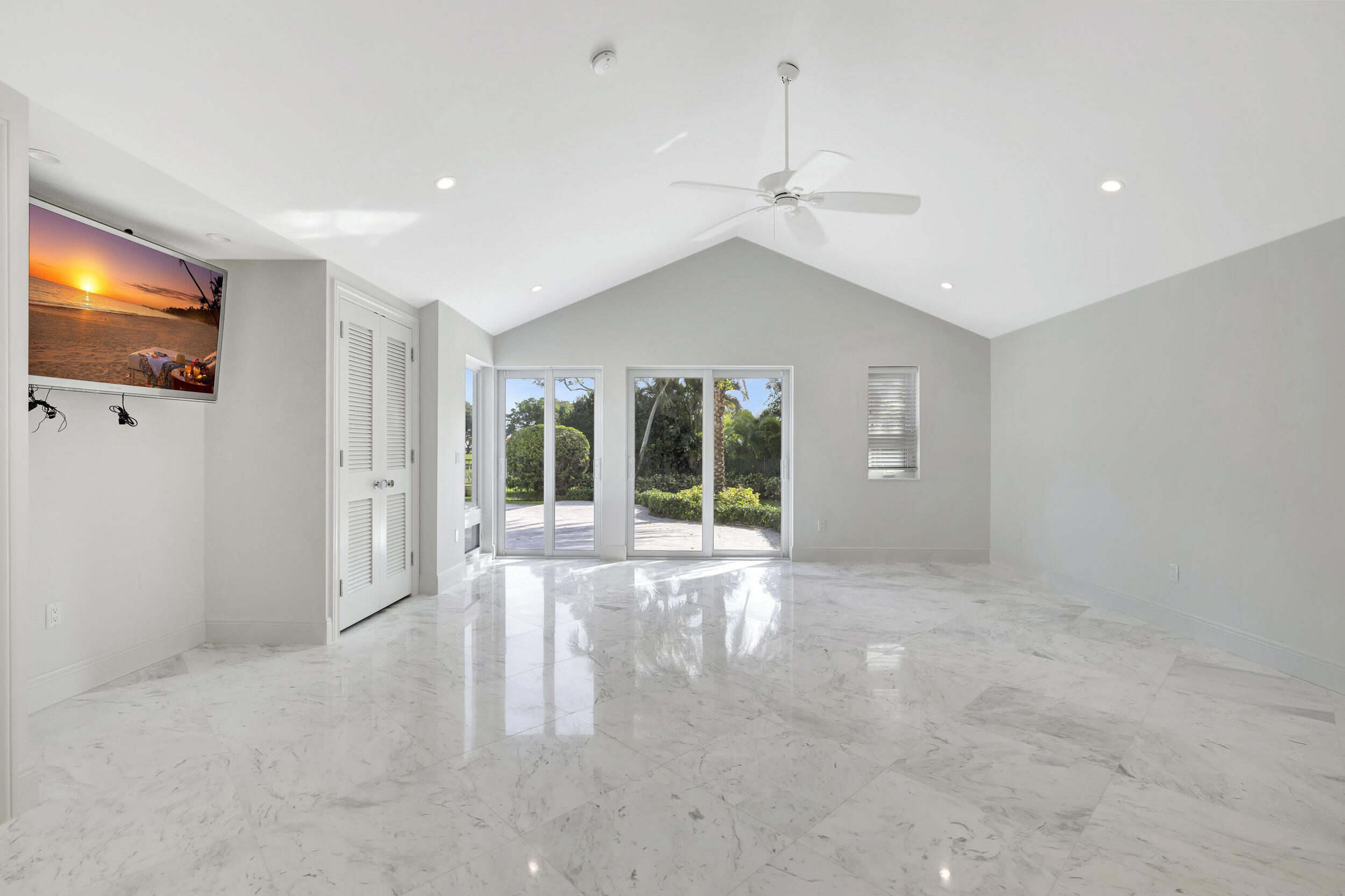 355 Oakview Drive Delray Beach, FL 33445 - Photo 48 of 92 3W7A2929