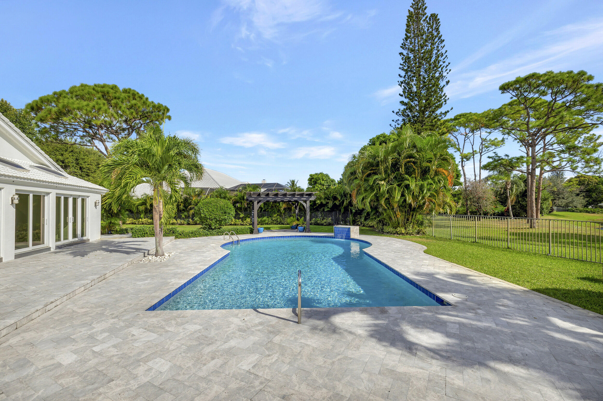 355 Oakview Drive Delray Beach, FL 33445 - Photo 85 of 92 3W7A3159