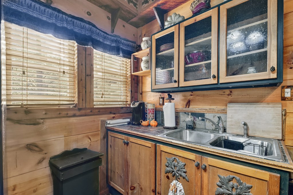 422 Timber Ridge Road South Blairsville, GA 30512 - Photo 9 of 26 Gallery Image 9