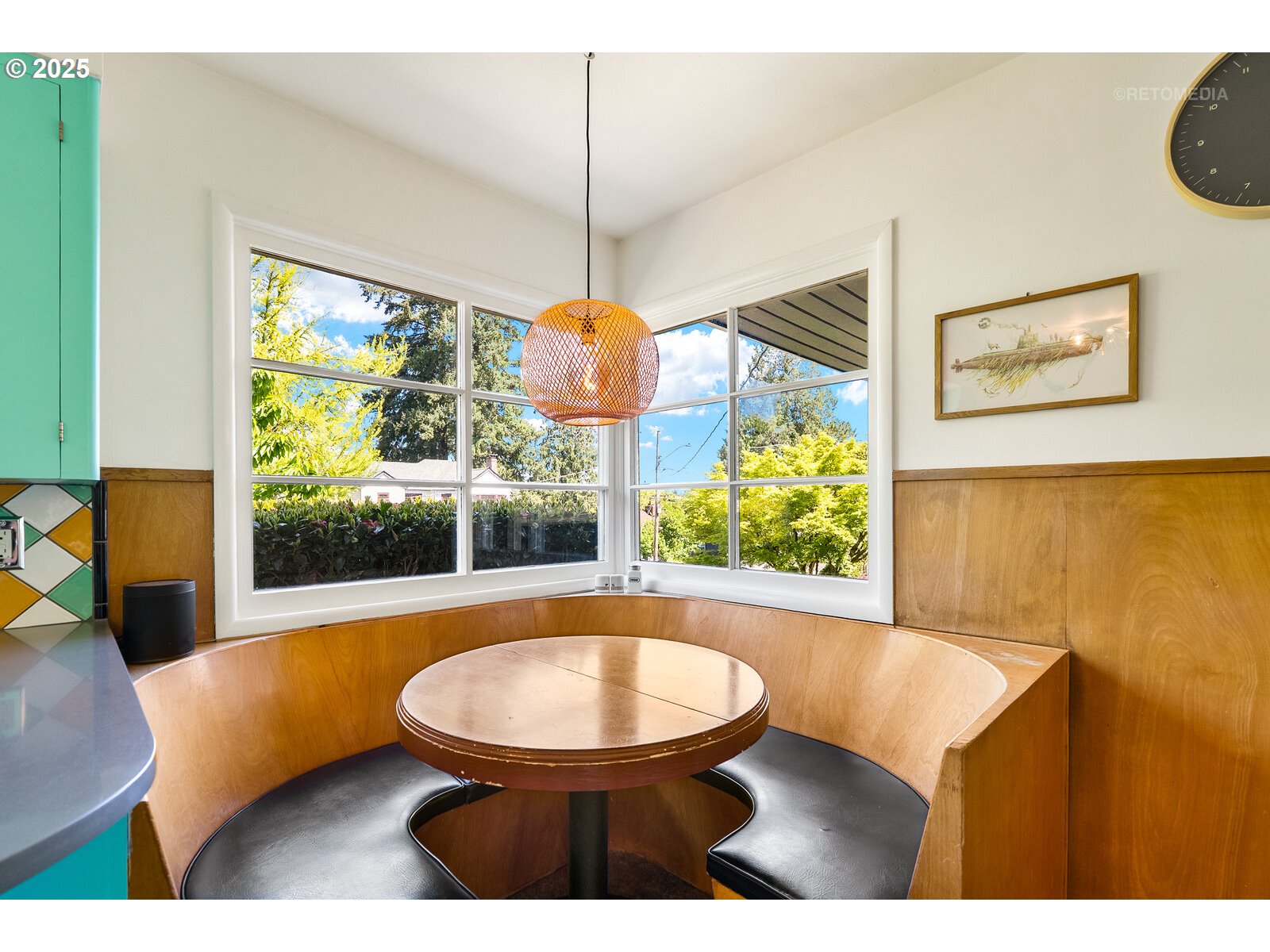 3440 Southwest Primrose Street Portland, OR 97219 - Photo 12 of 31 Gallery Image 12