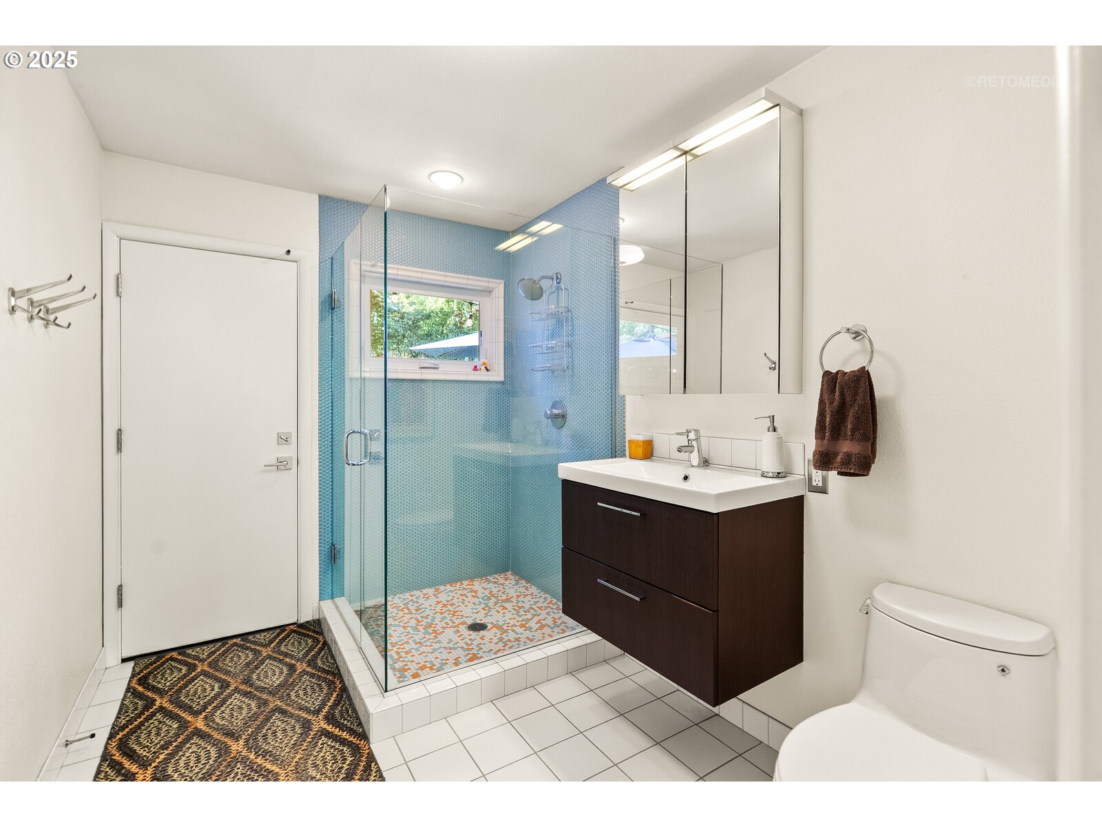 3440 Southwest Primrose Street Portland, OR 97219 - Photo 18 of 31 Gallery Image 18