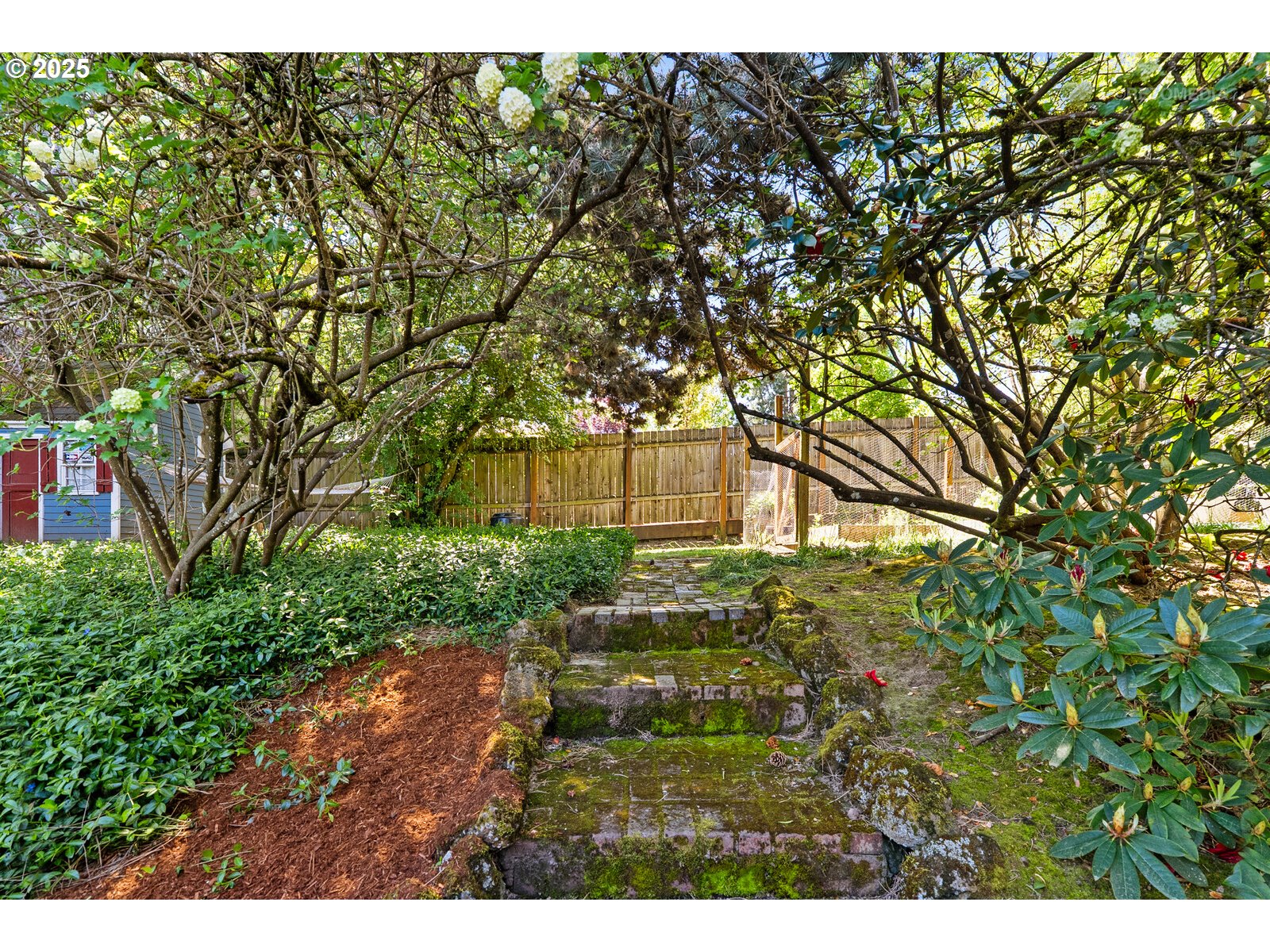 3440 Southwest Primrose Street Portland, OR 97219 - Photo 26 of 31 Gallery Image 26