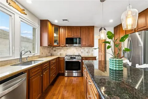 $335,000 | 3914 Delhi Street, Metairie, LA 70001