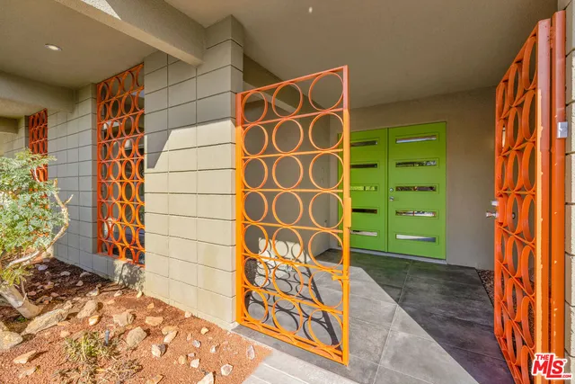 a view of walk in closet