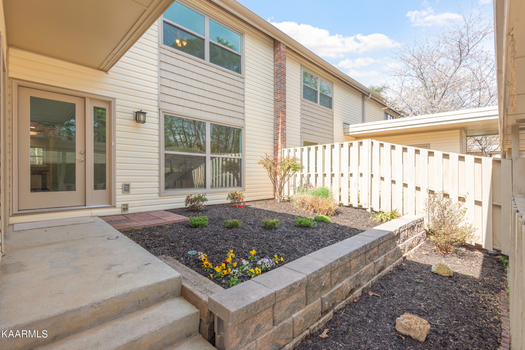 48 Brookside Drive Oak Ridge, TN 37830 - Photo 2 of 53