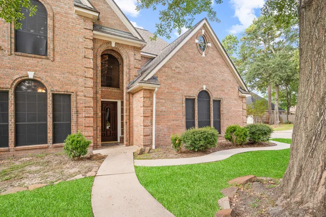 $450,000 | 8111 Morningbrook Court, Spring, TX 77379