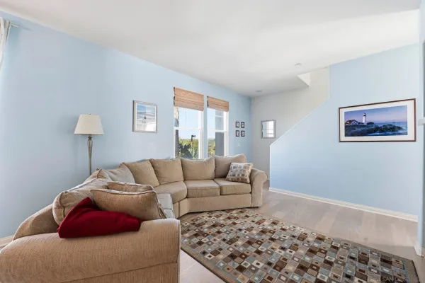 $810,000 | 845 Harbor Cliff Way, Unit 305, Oceanside, CA 92054