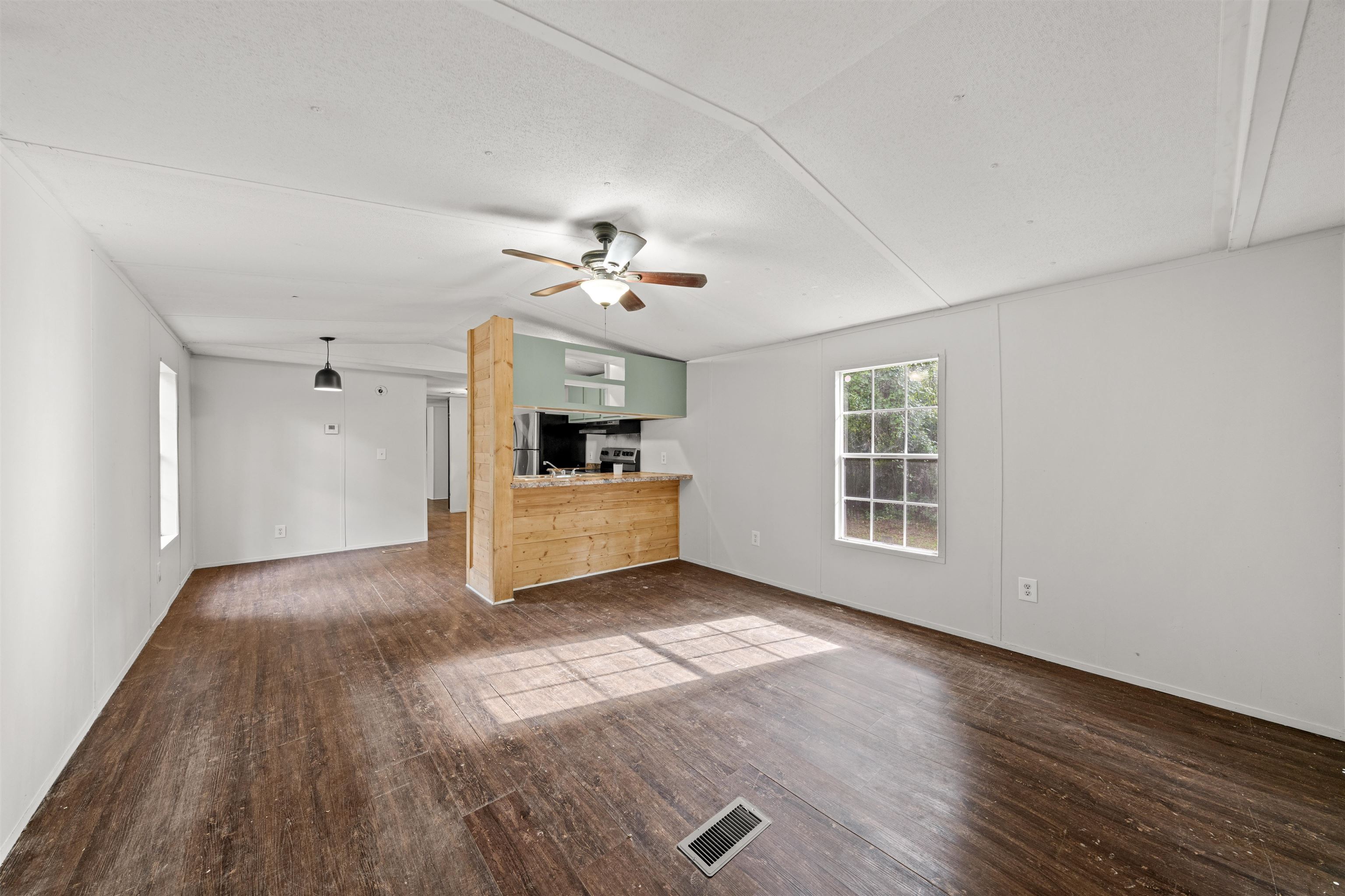 31 Atkinson Road Crawfordville, FL 32327 - Photo 5 of 40 Gallery Image 5