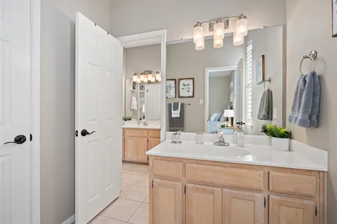 $1,050,000 | 5413 Merrywing Circle, Austin, TX 78730