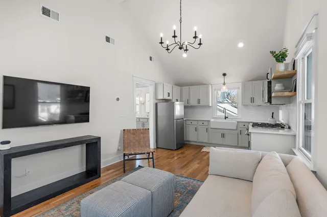 $13,000 | 920 A Kirkwood Avenue, Nashville, TN 37204