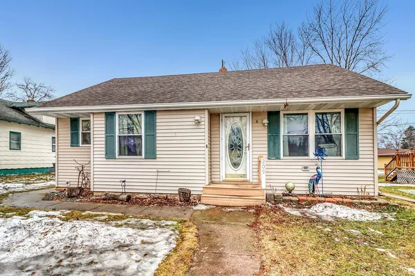 $194,500 | 209 5th Street Southeast, Barnesville, MN 56514