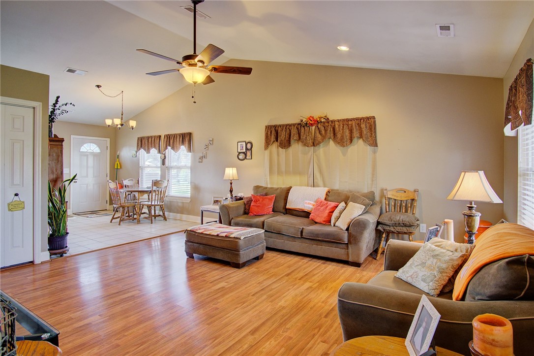 314 Dodd Hill Road West Union, SC 29696 - Photo 6 of 39 Gallery Image 6