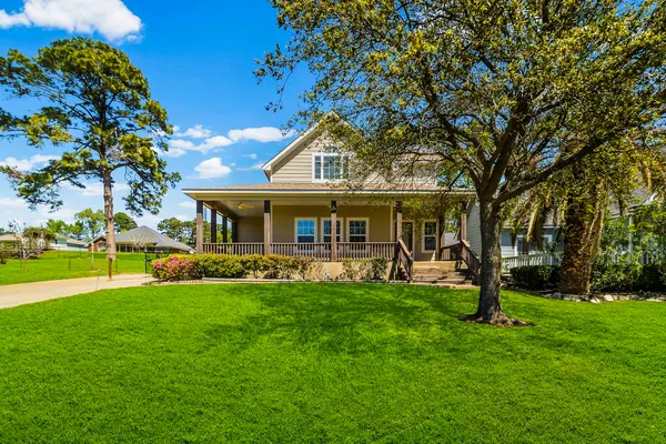$389,000 | 361 Bridgelanding, Onalaska, TX 77360