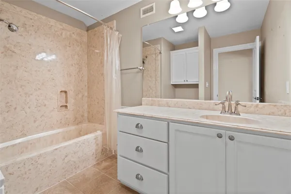 $389,000 | 361 Bridgelanding, Onalaska, TX 77360