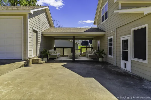 $389,000 | 361 Bridgelanding, Onalaska, TX 77360