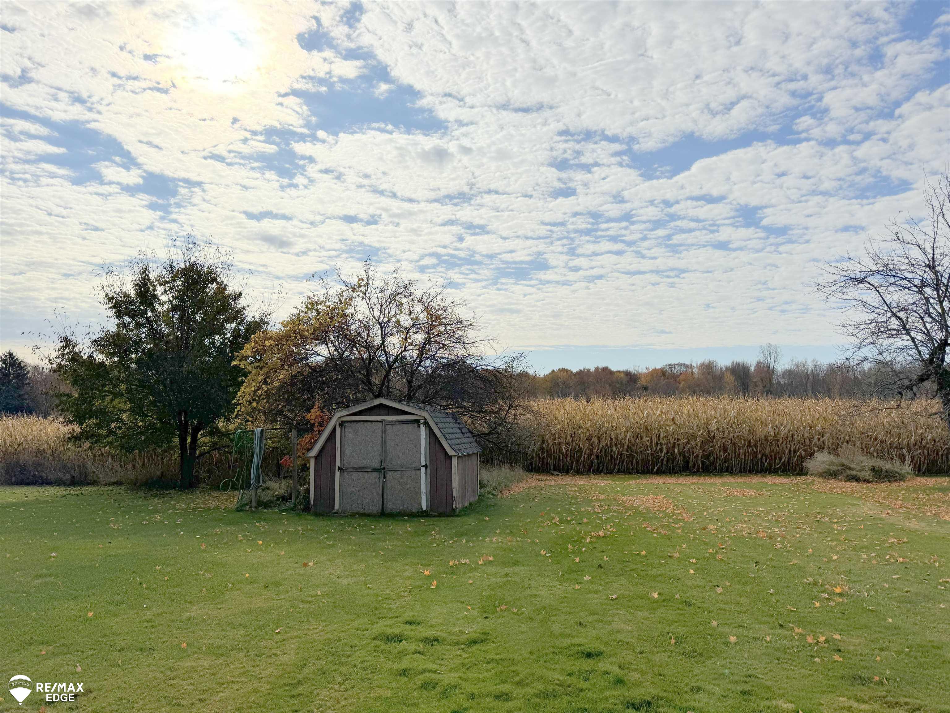 8258 Davison Road Davison, MI 48423 - Photo 4 of 5