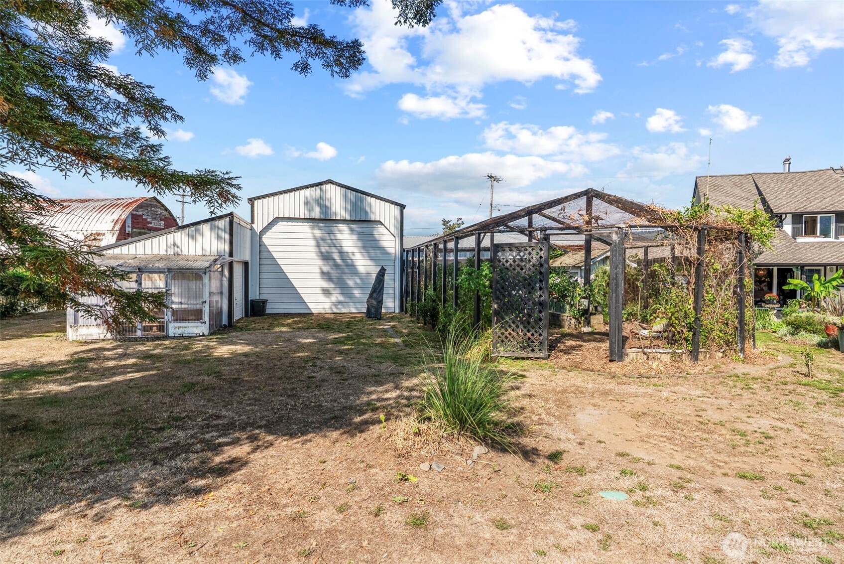 10 East Sunny Sands Road Cathlamet, WA 98612 - Photo 9 of 40