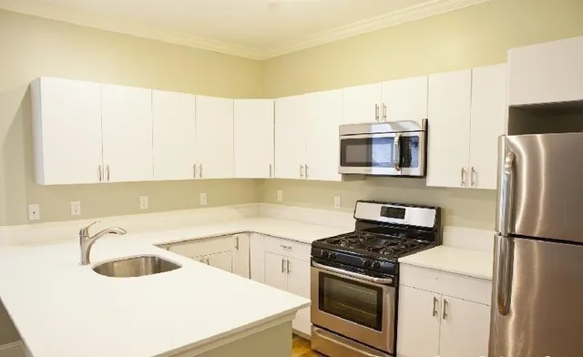 $4,750 | 17 Imrie Road, Unit 1, Boston, MA 02135