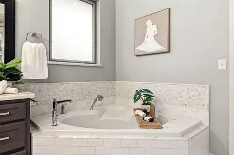 $1,850,000 | 1 Round Rock Circle, Richardson, TX 75080