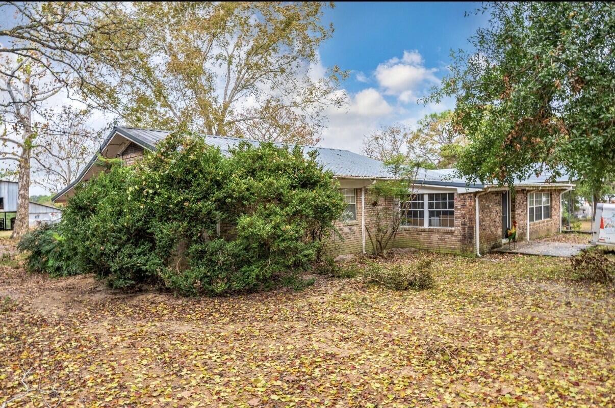 4766 Antioch Road Crestview, FL 32536 - Photo 11 of 68