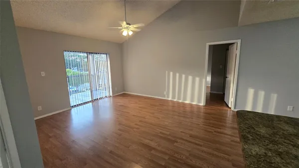 $1,950 | 11205 West Atlantic Boulevard, Unit 305, Coral Springs, FL 33071