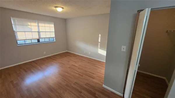 $1,950 | 11205 West Atlantic Boulevard, Unit 305, Coral Springs, FL 33071