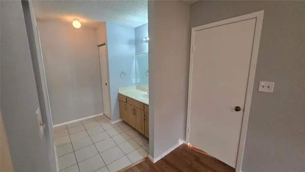 $1,950 | 11205 West Atlantic Boulevard, Unit 305, Coral Springs, FL 33071