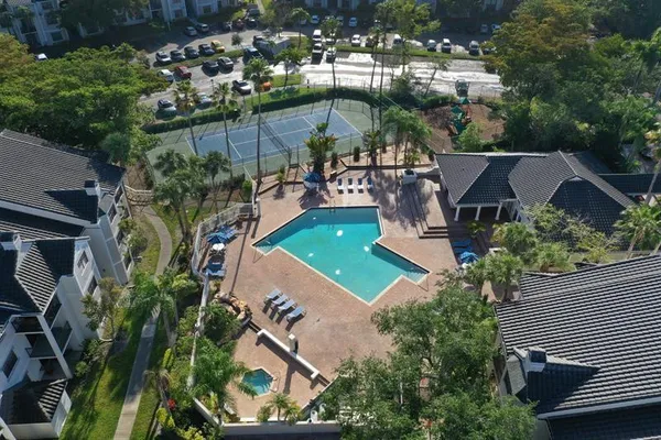 $1,950 | 11205 West Atlantic Boulevard, Unit 305, Coral Springs, FL 33071