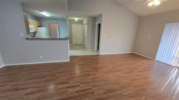 $1,950 | 11205 West Atlantic Boulevard, Unit 305, Coral Springs, FL 33071