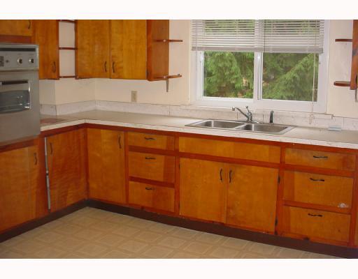 574 Waterloo Road Utica, PA 16362 - Photo 3 of 8 Kitchen.
